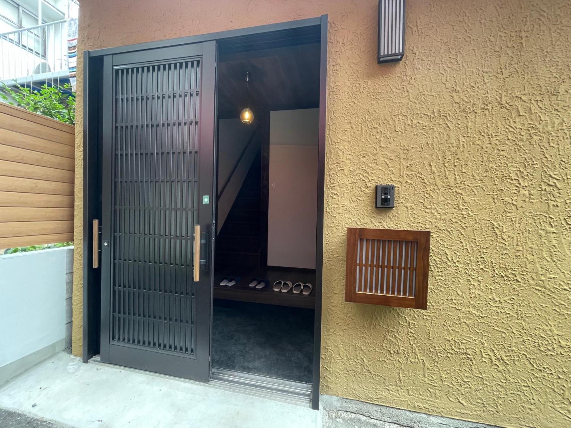 青い家広尾 Otel Tokyo Dış mekan fotoğraf